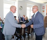 Pierwsze posiedzenie Powiatowej Rady Sportu 16.10.2024 - wręczenie aktów powołania przez Edwarda Arysa Starostę Łobeskiego4