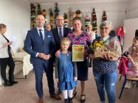 Laureaci XV Gminnego Konkursu na Najładniejszą Palmę Wielkanocną w Przytoni 12.04.2025