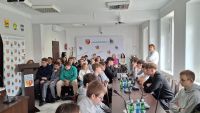 Lekcja samorządności w Starostwie Powiatowym w Łobzie 08.05.2025