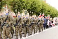 uczestnicy obchodów Dnia Zwycięstwa w Łobzie
