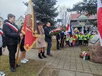 334162964_1212949782941710_8430566075896779648_nKrzysztof Gwóźdź składa wiązanke z Wiceprzewodniczącą Rady Powiatu Janiną...