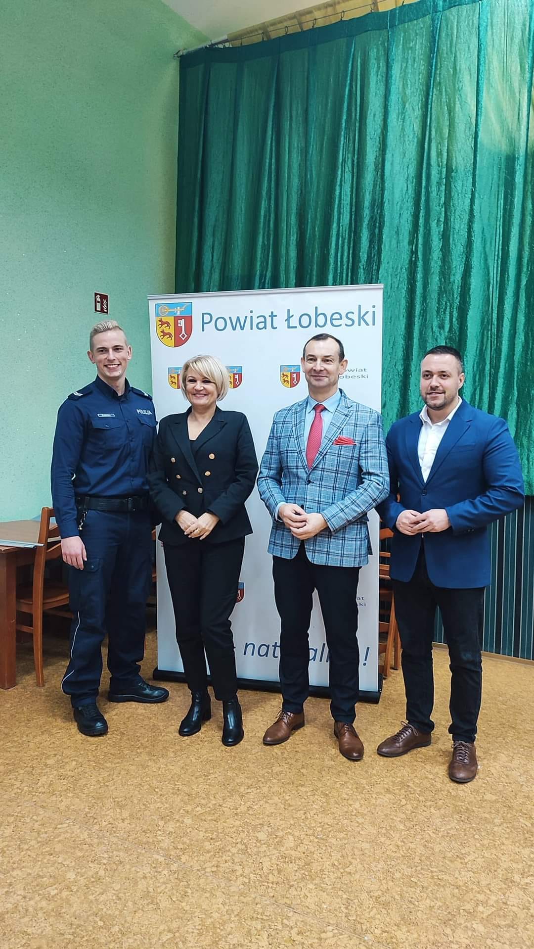 "Bezpieczny Senior w Powiecie Łobeskim"