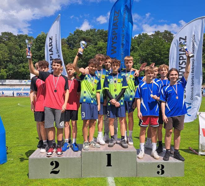 Złoty medal w Wojewódzkim Finale Igrzysk Młodzieży Szkolnej w Festiwalu Sztafet