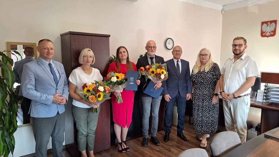 Wręczenie aktów nadania na nauczyciela mianowanego