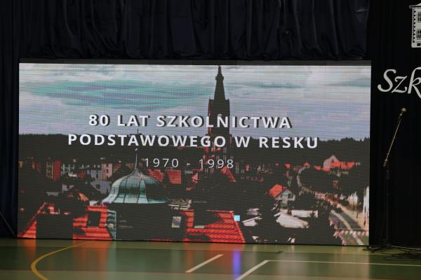 Piękne wspomnienia i wielkie święto w Resku – 80 lat polskiej szkoły podstawowej! 14.10.2025