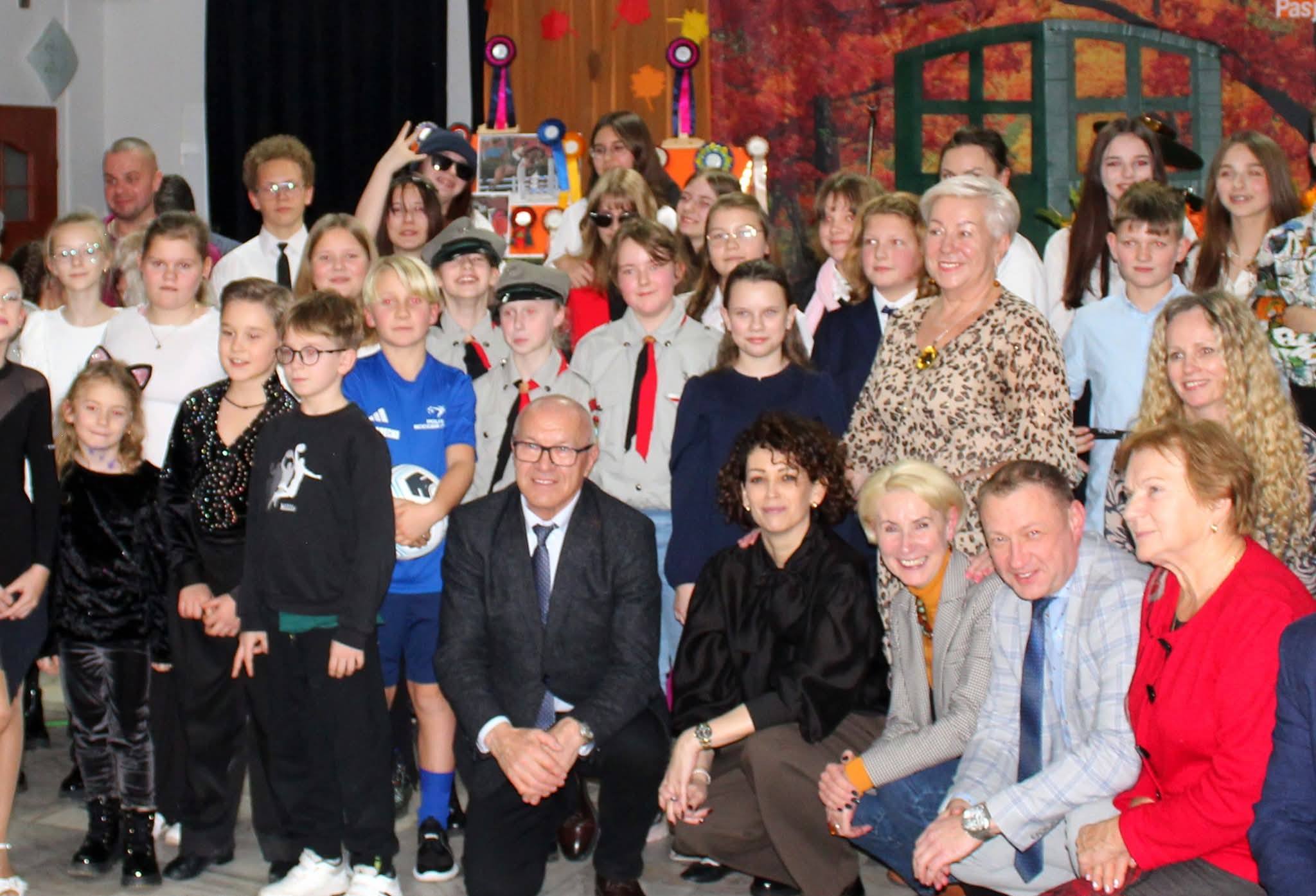 Wyjątkowa uczta artystyczna: „Pasja czyni wolnym...” – IX Wieczornica Łobeskiej Trójki 27.11.2025