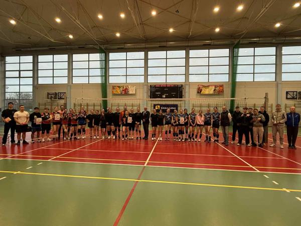 Mikołajki na sportowo w Zespole Szkół w Łobzie! 12.12.2025