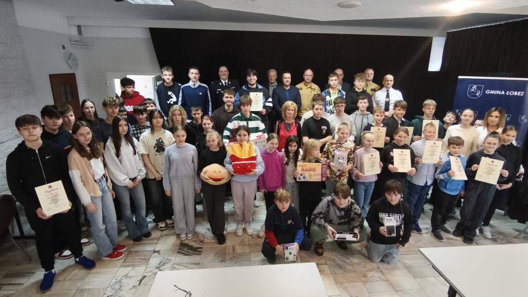Ogólnopolski Turniej Wiedzy Pożarniczej "Młodzież zapobiega pożarom" - etap gminny Łobez