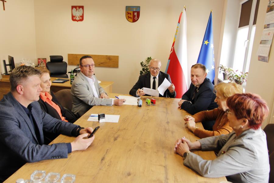 Kolejna ważna inwestycja drogowa w Powiecie Łobeskim stanie się faktem!