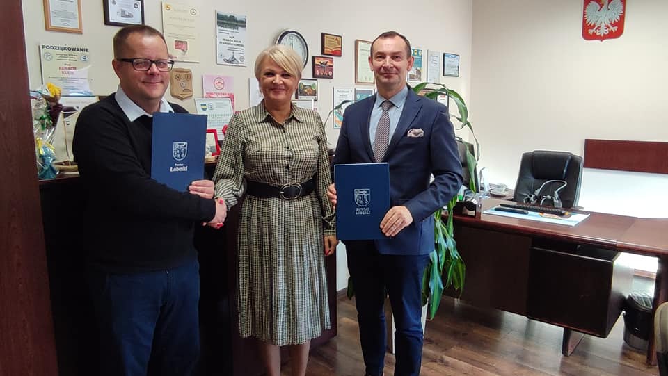 Podpisanie umowy na realizację impezy pn. X Łobeski Maraton Rowerowy, Święto Niepodległości-104 km na 104 rocznicę odzyskania niepodległości