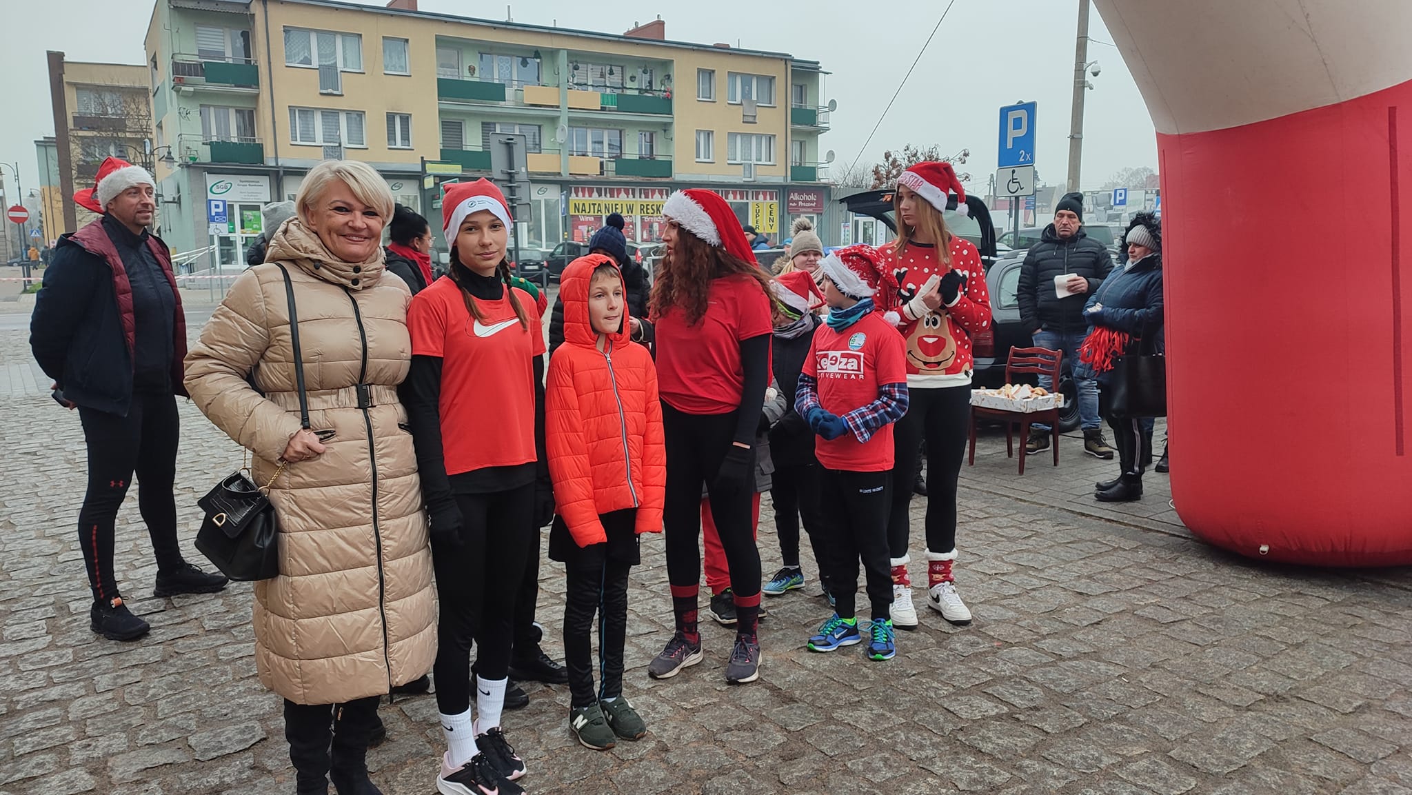 Mikołajowy Festyn Charytatywny dla Pauliny Rakowieckiej
