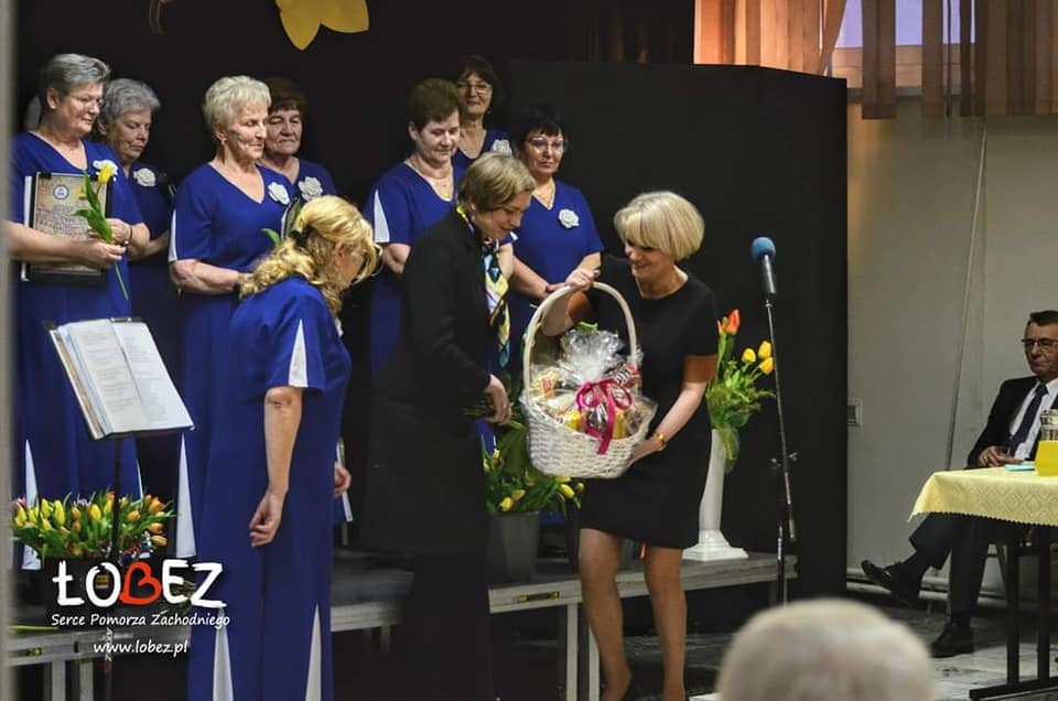 Dzień Kobiet zorganizowany przez Związek Emerytów i Rencistów Koło Terenowe w Łobzie