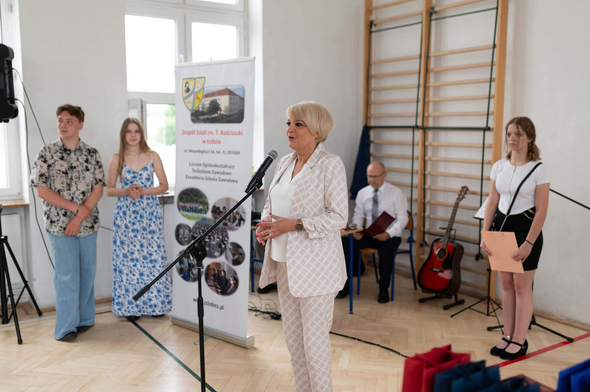 Uroczyste zakończenie roku szkolnego w Zespole Szkół w Łobzie