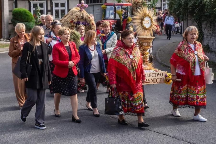 Dożynki Gminne w Dobrej
